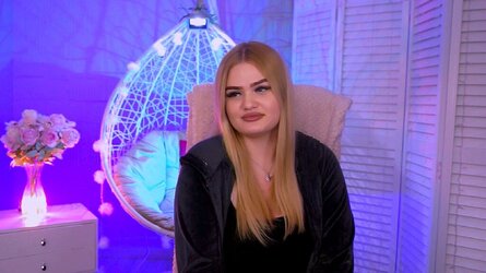 Starte eine Liveshow mit DianaDaison