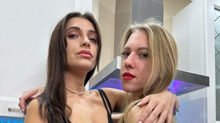 Starte eine Liveshow mit RozaliaPaula