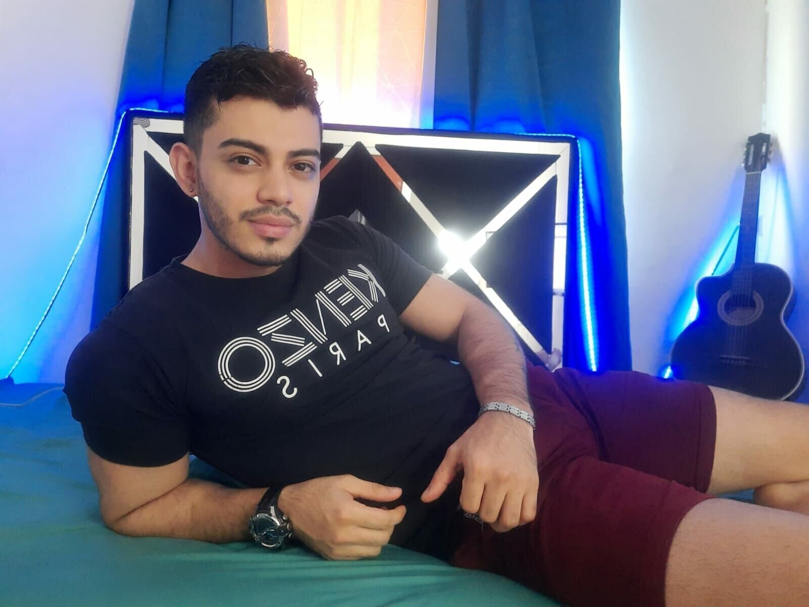 Starte eine Liveshow mit RyanPeace