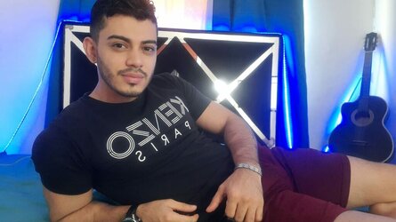 Starte eine Liveshow mit RyanPeace