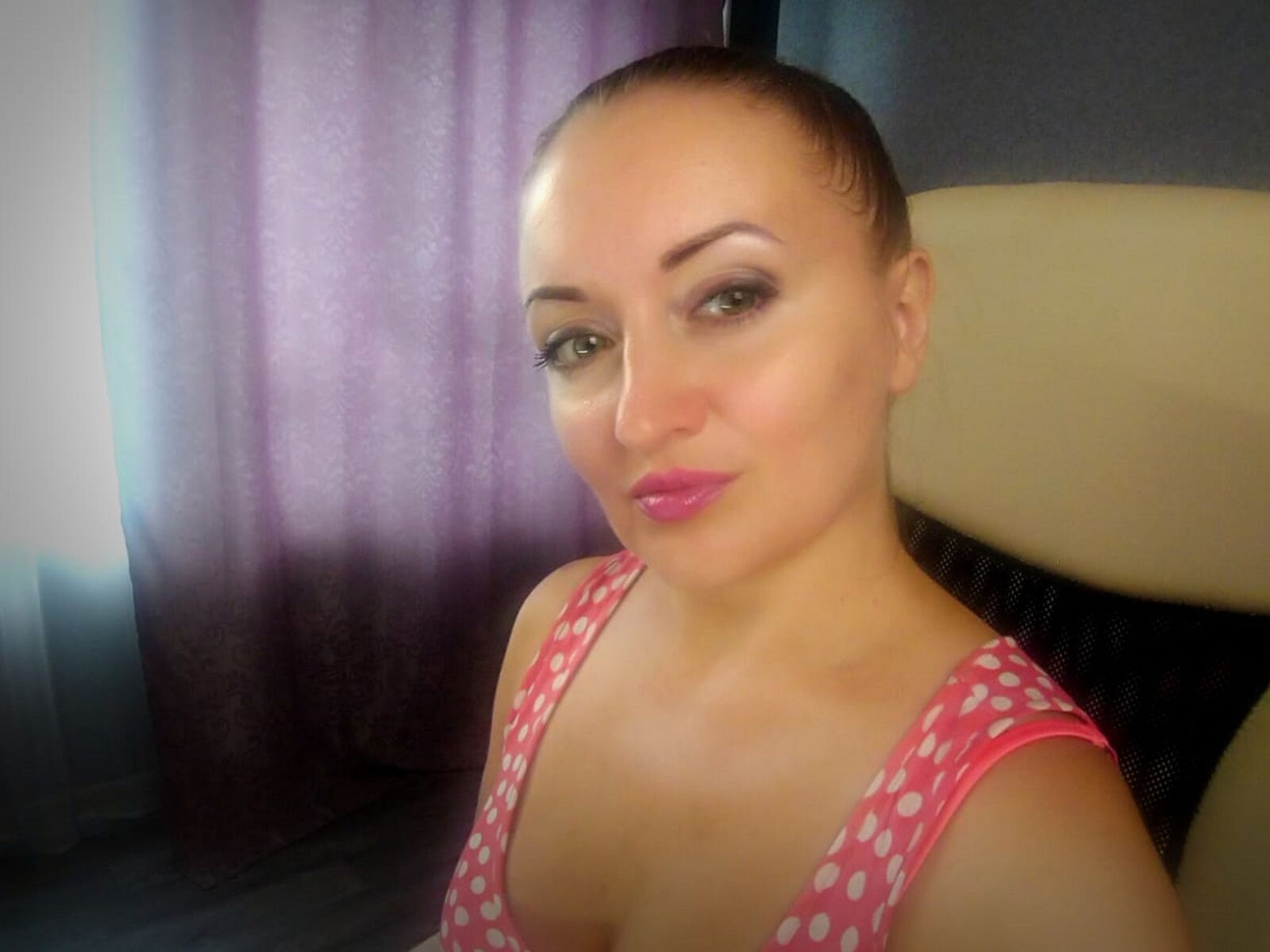 Starte eine Liveshow mit BettyBlare