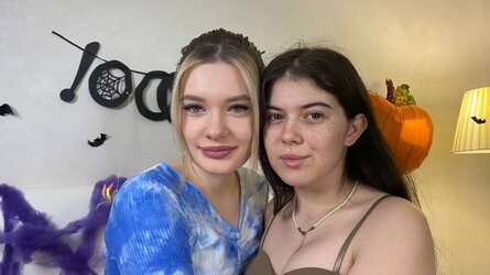 Starte eine Liveshow mit MeghanAndGwendol